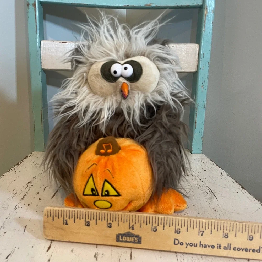 Gund Howton and Pumpkin Bumpkin Musical Halloween Plush Sings Monster Mash 2007‎
